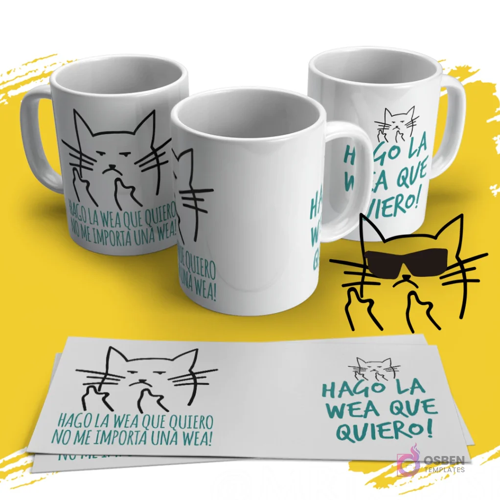 Mockup de taza blanca con diseño de gato negro con gafas de sol y dedo corazón levantado, con la frase 'Hago la wea que quiero no me importa una wea!' en turquesa. Vista de tres tazas con la plantilla extendida al frente sobre fondo amarillo.