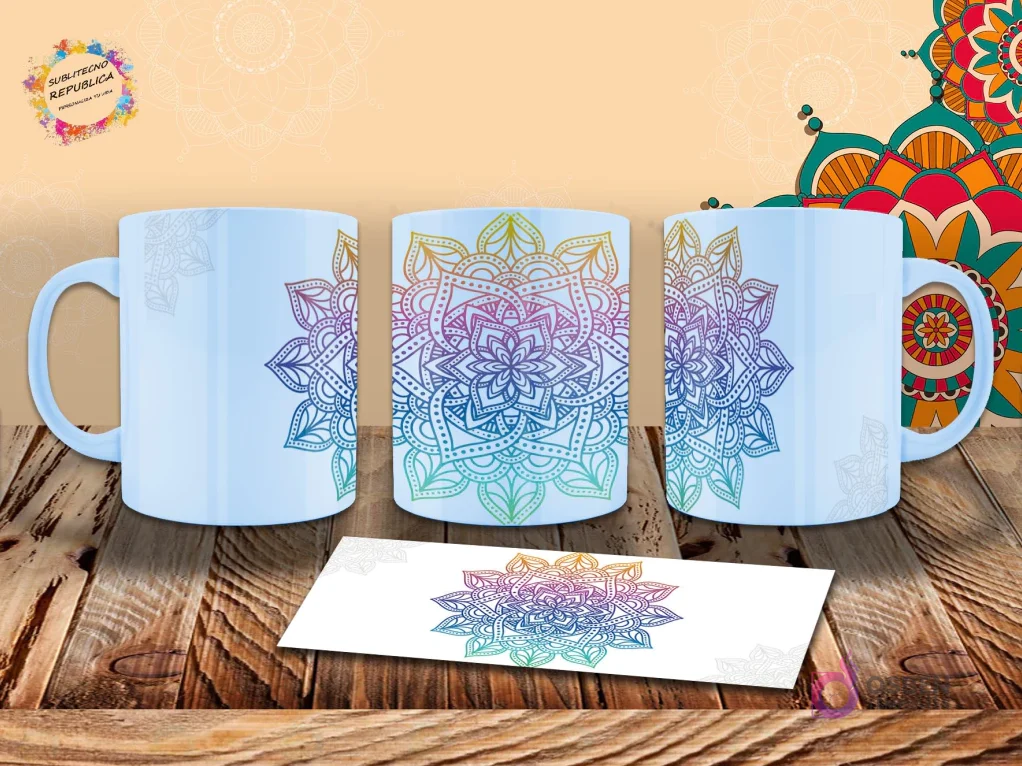 Diseño de mandala contorneado con degradado arcoíris, listo para sublimar en tazas blancas. Vista frontal, lateral y trasera con plantilla sobre madera.