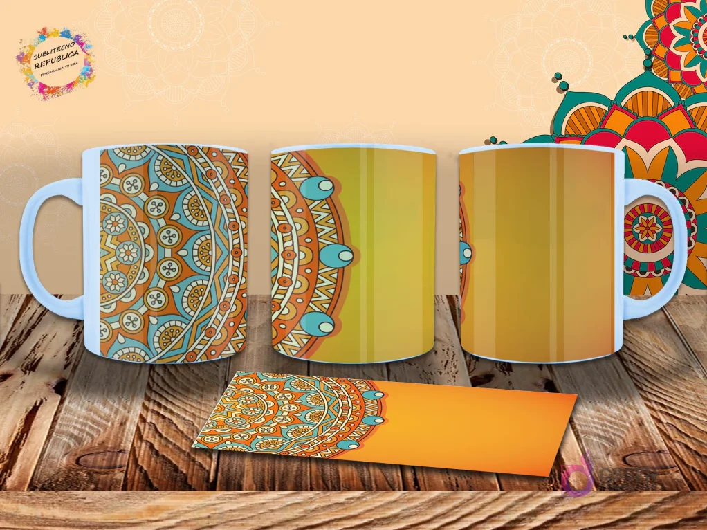 Taza con mandala en tonos azul y naranja sobre un fondo amarillo vibrante, con detalles circulares y simétricos. Mockup.