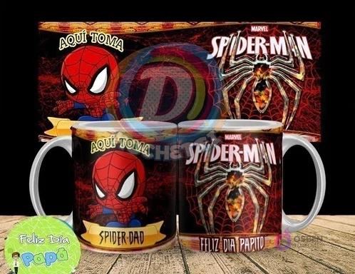 Mockup de dos tazas sublimadas con diseño de Spider-Man, una dice 'Spider-Dad' y la otra 'Feliz Día Papito', con un logo de Spider-Man. El fondo oscuro con texturas rojizas y una pancarta superior complementa el diseño.