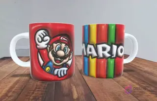 Taza sublimada roja con efecto 3D del rostro de Mario con su gorra y puño en alto en un lado, y el nombre "MARIO" sobre franjas de colores en el otro.
