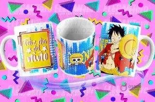 Tres tazas sublimadas con diseños para el Día del Niño y One Piece, sobre fondo rosa con patrones geométricos. Una taza dice 'Feliz día del Niño' en amarillo, otra muestra el logo de One Piece, y la tercera presenta a Monkey D. Luffy con su sombrero de paja.
