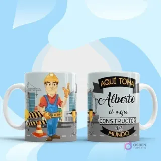 Taza personalizada para 'Alberto el mejor Constructor del mundo', con un constructor en un sitio de obra, sobre un fondo azul claro con nubes.
