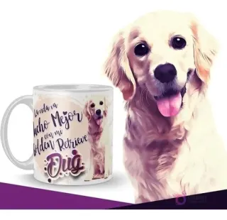 Taza personalizada con diseño de cachorro Golden Retriever y frase 'La vida va mucho mejor con mi Golden Retrieve', junto a una ilustración detallada de un Golden Retriever