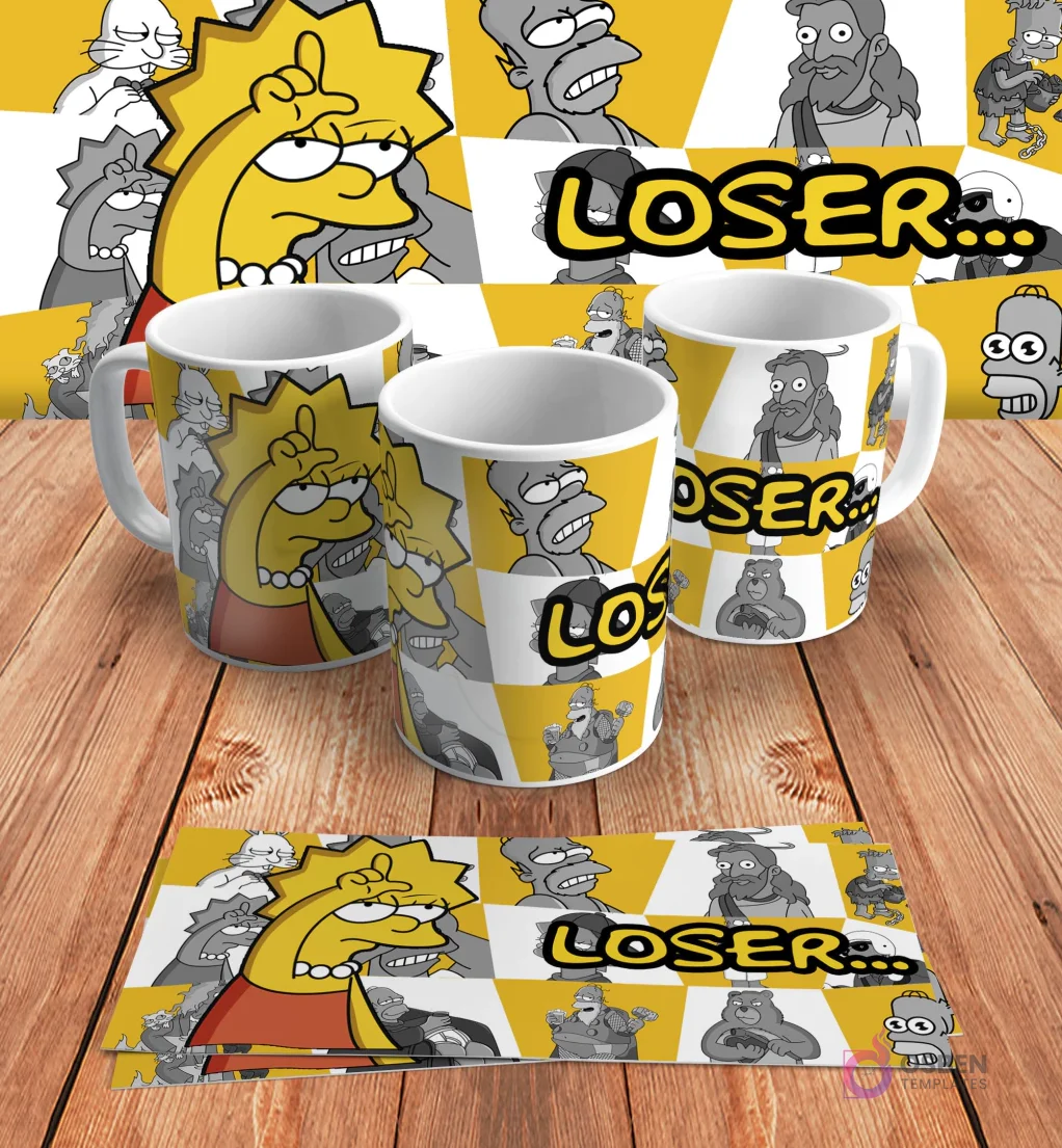 Diseño para taza de sublimación con Lisa Simpson haciendo el gesto de 'L' en la frente y la palabra 'LOSER...', en mockups de tazas y diseño plano sobre madera.