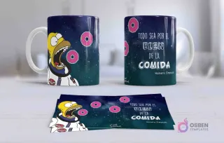 Taza con diseño de Homer Simpson astronauta gritando en el espacio, rodeado de donas rosas flotantes y la frase 'Todo sea por el bien de la comida'.