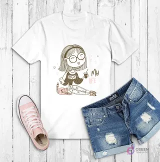 Polera blanca con ilustración de una niña con gafas leyendo un libro, sentada junto a un gato, con la frase 'My life'