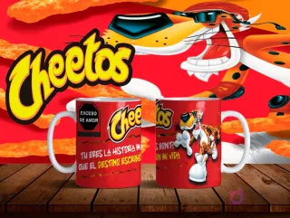 Mockup de dos tazas blancas con diseños de Chester Cheetos en rojo y frase de amor 'Tú eres la historia más bonita que el destino escribió en mi vida' sobre fondo naranja de Cheetos.