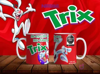 Mockup de dos tazas blancas con diseños de Trix en rojo, el conejo Trix y frase 'Me encanta que seas más dulce que los Trix' sobre fondo rojo.