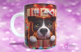 Taza sublimada con cachorro tipo Pitbull con mirada tierna en caja de regalo con lazo rojo y 'TE AMO'