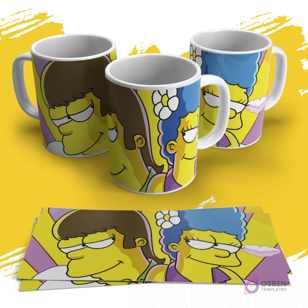 Diseño de sublimación para tazas con Homer y Marge Simpson estilizados en un fondo amarillo y violeta, mostrando tres maquetas de tazas y la plantilla lista para imprimir.