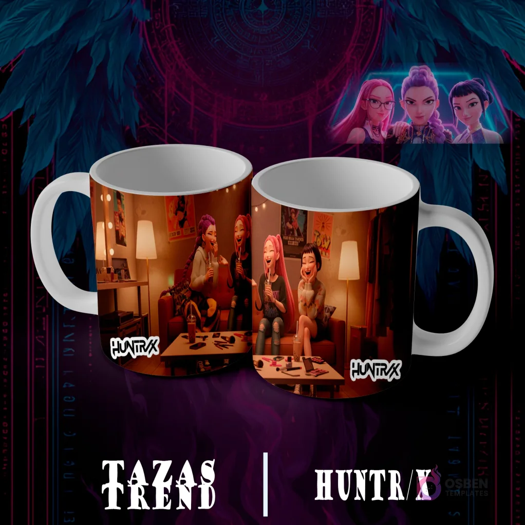 Dos tazas blancas con diseño de sublimación Huntrix Demon Hunter N°7, mostrando cuatro personajes femeninos animados relajándose y charlando en un sofá dentro de una acogedora sala de estar.