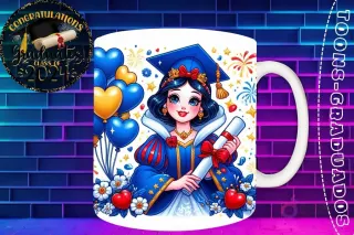 Taza de sublimación con Blancanieves graduada 3D animada celebrando la Clase 2024 con diploma y globos