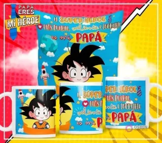 Mockup principal de pack plantillas sublimación Día del Padre con diseño de Goku. Cojín y dos tazas mostrando la frase 'El superhéroe más fuerte, valiente e increíble es mi papá' sobre un fondo azul espacial con cohetes y planetas.