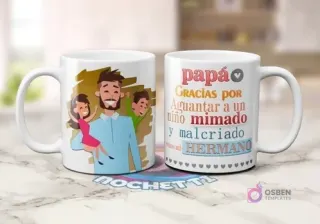 Dos tazas blancas de sublimación del Día del Padre con diseño de padre abrazando a sus hijos y frase 'papá GRACIAS por Aguantar a un niño mimado y malcriado como mi HERMANO'.