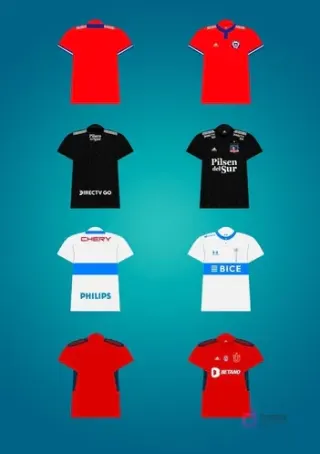 Ocho plantillas PSD de camisetas de fútbol de la liga chilena, mostrando diseños que simulan a la Selección Chilena, Colo Colo, Universidad de Chile y Universidad Católica, con vistas frontales y traseras detalladas.