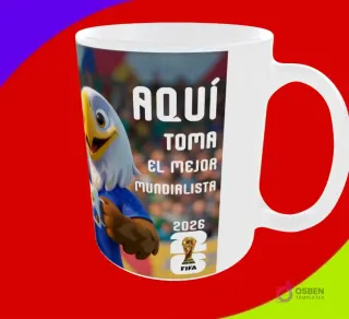 Diseño de taza con la mascota águila y la frase 'Aquí toma el mejor mundialista 2026' con trofeo FIFA