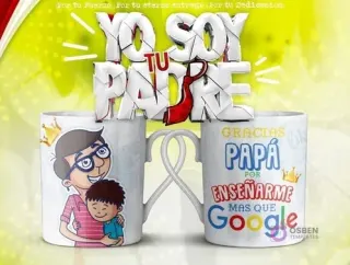 Mockup de dos tazas blancas unidas por el asa con diseños dedicados al padre. La taza izquierda presenta una caricatura de un padre y su hijo abrazándose, mientras que la derecha lleva el mensaje 'GRACIAS PAPÁ POR ENSEÑARME MÁS QUE GOOGLE' con una corona. El fondo general es verde y amarillo con el texto 3D 'YO SOY TU PADRE' y una corbata roja.