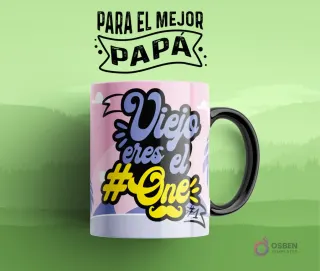 Taza de sublimación con diseño moderno y colorido: 'Viejo, eres el #One' con un bigote, en azul, amarillo y blanco sobre un fondo rosado y morado.