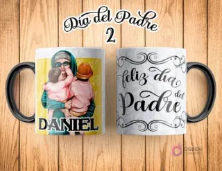 Taza de sublimación Día del Padre con ilustración de padre e hijo, el padre usa lentes de sol y gorra, con el nombre "DANIEL" debajo, y "Día del Padre 2". El reverso dice "FELIZ DÍA DEL PADRE" con adornos caligráficos.