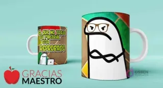 Tazas sublimadas con diseños Flork para profesores, uno con mensaje 'el que no trajo su material...' y otro con Flork serio
