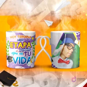 Dos tazas mockup de graduación, una con espacio para foto del graduado 'Generación 2017' y otra con la frase 'EL PRÓXIMO ESFUERZO te dará NUEVAS Alegrías... SIGUE ADELANTE!'.