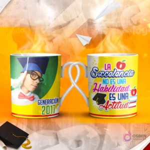 Dos tazas mockup de graduación, una con espacio para foto del graduado 'Generación 2017' y otra con la frase 'Si la OPORTUNIDAD no llama CONSTRUYE una PUERTA'.