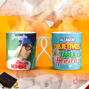 Dos tazas mockup de graduación, una con espacio para foto del graduado y otra con la frase 'DEMUESTRA a lo que VALES FELICIDADES' con fondo azul.