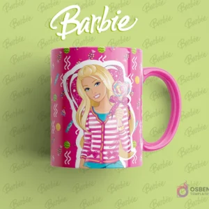 Taza sublimada con Barbie sujetando una piruleta en forma de corazón, con un suéter a rayas, fondo rosa con dulces.