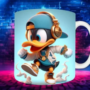 Plantilla de sublimación para taza con personaje Pato Donald Chibi en estilo Hip Hop, con gorra azul, auriculares y cadenas de oro, sobre fondo de pared de ladrillos neón.