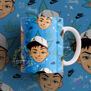 Taza sublimada con diseño del cantante urbano Standly en estilo cartoon, sobre un fondo azul claro con hojas de cannabis y el logo de Nike.