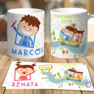 Dos tazas blancas de cerámica y una impresión con diseño de niño animado 'Marcos' y niños en un bus escolar 'Egresaditos 2018'