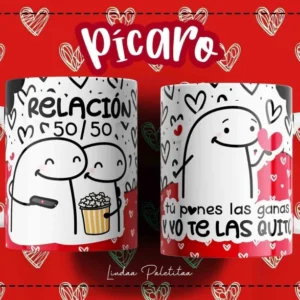 Taza Flork blanca con diseño de dos personajes Flork sentados viendo TV con palomitas y frase 
