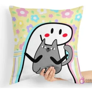 Cojín sublimado con diseño Flork sosteniendo un gato gris, fondo floral pastel