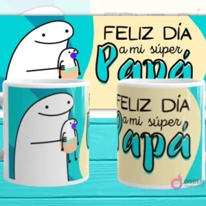 Mockup de dos tazas blancas con plantilla Flork 'FELIZ DÍA a mi súper Papá', con Flork abrazando a un Flork bebé, sobre fondo abstracto celeste y beige.
