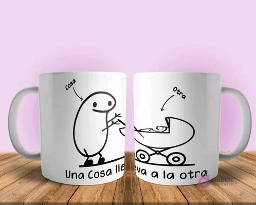 Taza sublimada Flork 'Una cosa lleva a la otra' y Flork bebé en coche, humor sobre etapas de la paternidad Taza sublimada Flork 'Una cosa lleva a la otra' y Flork bebé en coche, humor sobre etapas de la paternidad