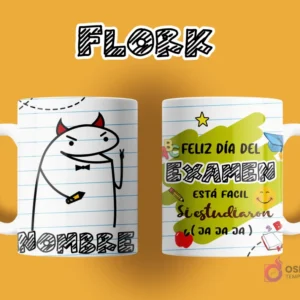 Taza de sublimación Flork para profesor. Anverso: Flork con cuernos de diablo y lápiz, espacio para nombre. Reverso: 'FELIZ DÍA DEL EXAMEN ESTÁ FÁCIL Si estudiaron (JA JA JA)', con motivos escolares.
