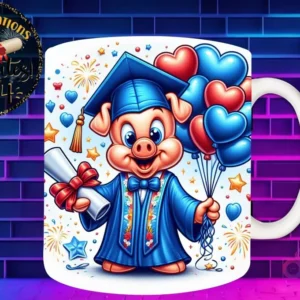 Taza de sublimación con Porky Pig graduado 3D animado celebrando la Clase 2024 con diploma y globos de corazón