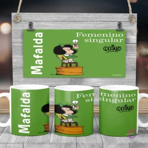 Taza de sublimación de Mafalda con bombilla de idea y texto 'Femenino singular' de Quino