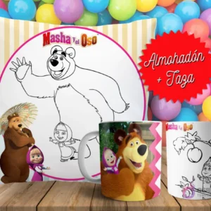 Cojín y tazas con diseño de Masha y el Oso para pintar, sobre fondo de bolas de colores. Un cojín muestra a Masha y el Oso en blanco y negro, y dos tazas, una a color y otra para colorear.