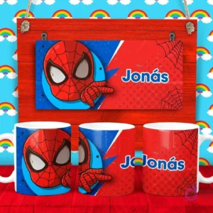 Plantilla para taza de Spider-Man con su máscara y el nombre 'Jonás' sobre un fondo geométrico rojo y azul con telarañas.