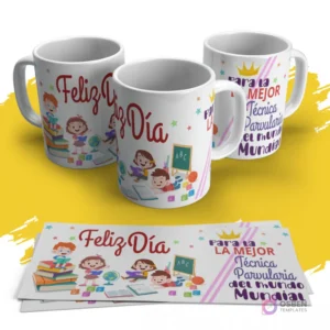 Tazas sublimadas con diseño blanco de niños estudiando, mensaje 'Feliz Día para la mejor Técnica Parvularia del mundo', estrellas de colores