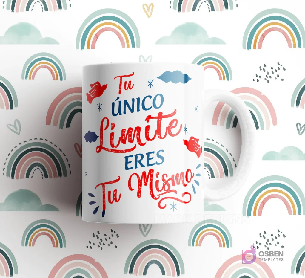 Taza blanca con frase 'Tu ÚNICO Límite ERES Tu Mismo' en letras rojas y detalles de pájaros y nubes, sobre fondo de arcoíris. Taza blanca con frase 'Tu ÚNICO Límite ERES Tu Mismo' en letras rojas y detalles de pájaros y nubes, sobre fondo de arcoíris.