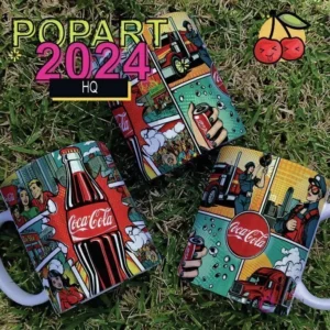Mockup de tazas con diseños Pop Art Coca Cola y texto 'POP ART 2024 HQ' promocional