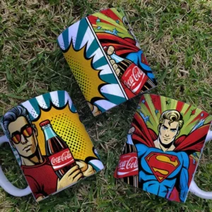 Tazas Pop Art Coca Cola, hombre con gafas y diseño de Superman con botella
