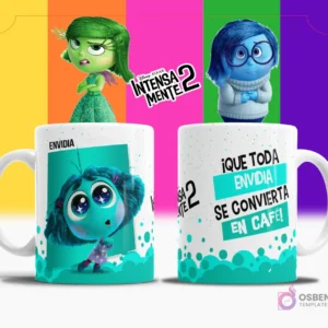 Taza de sublimación blanca con diseño de Envidia de Intensamente 2, texto '¡QUE TODA ENVIDIA SE CONVIERTA EN CAFÉ!' en turquesa y blanco, fondo multicolor.