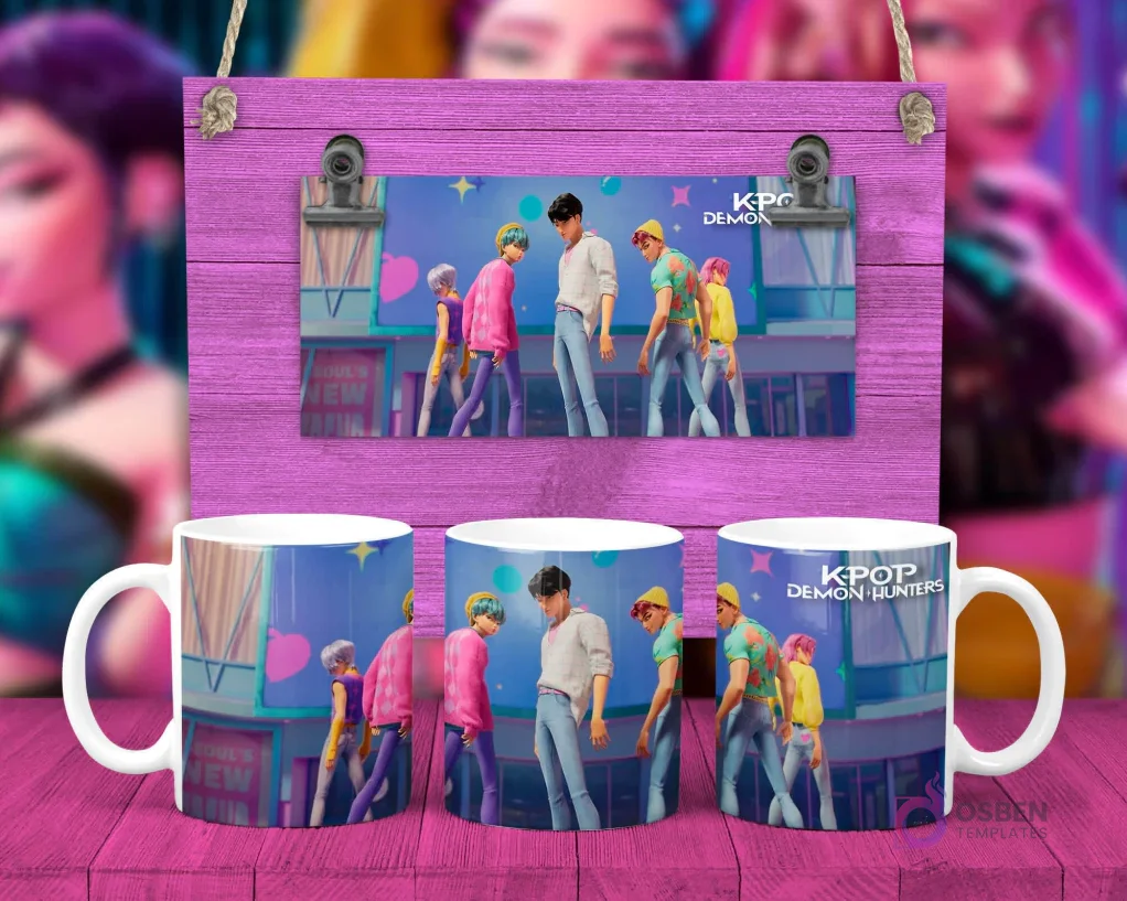 Taza sublimada con grupo de personajes KPOP Demon Hunters caminando en un entorno urbano Taza sublimada con grupo de personajes KPOP Demon Hunters caminando en un entorno urbano