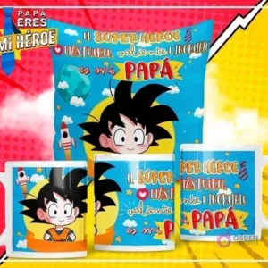 Mockup principal de pack plantillas sublimación Día del Padre con diseño de Goku. Cojín y dos tazas mostrando la frase 'El superhéroe más fuerte, valiente e increíble es mi papá' sobre un fondo azul espacial con cohetes y planetas.