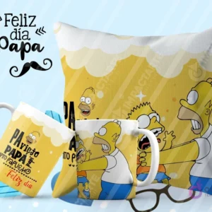 Tazas y cojín de sublimación amarillos con diseño de Homero y Bart Simpson y la frase 'Pa' Viejo Papá Papucho Feliz día' para el Día del Padre.