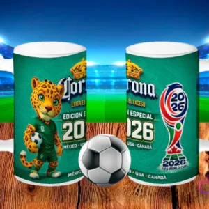 Dos tarros cerveceros blancos sublimados con diseños de cerveza Corona Extra Edición Especial 2026, presentando el jaguar mascota y el logo FIFA World Cup, sobre fondo de estadio